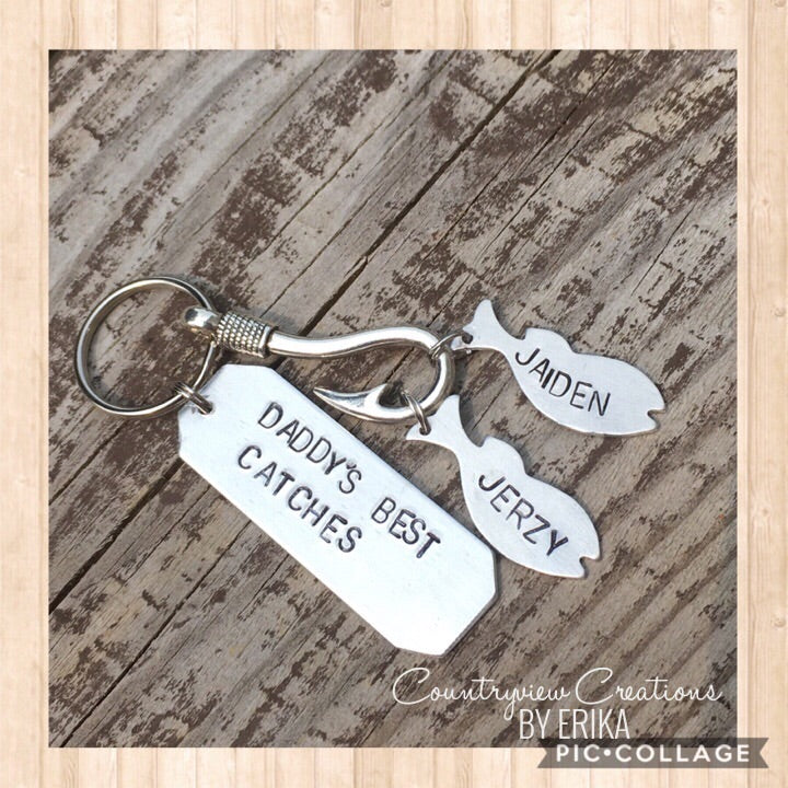 Personalized Metal Fishing Keychain Grandpa's Keepers - Father's Day Gift